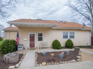 23619 Ivy St, Schneider, IN 46376