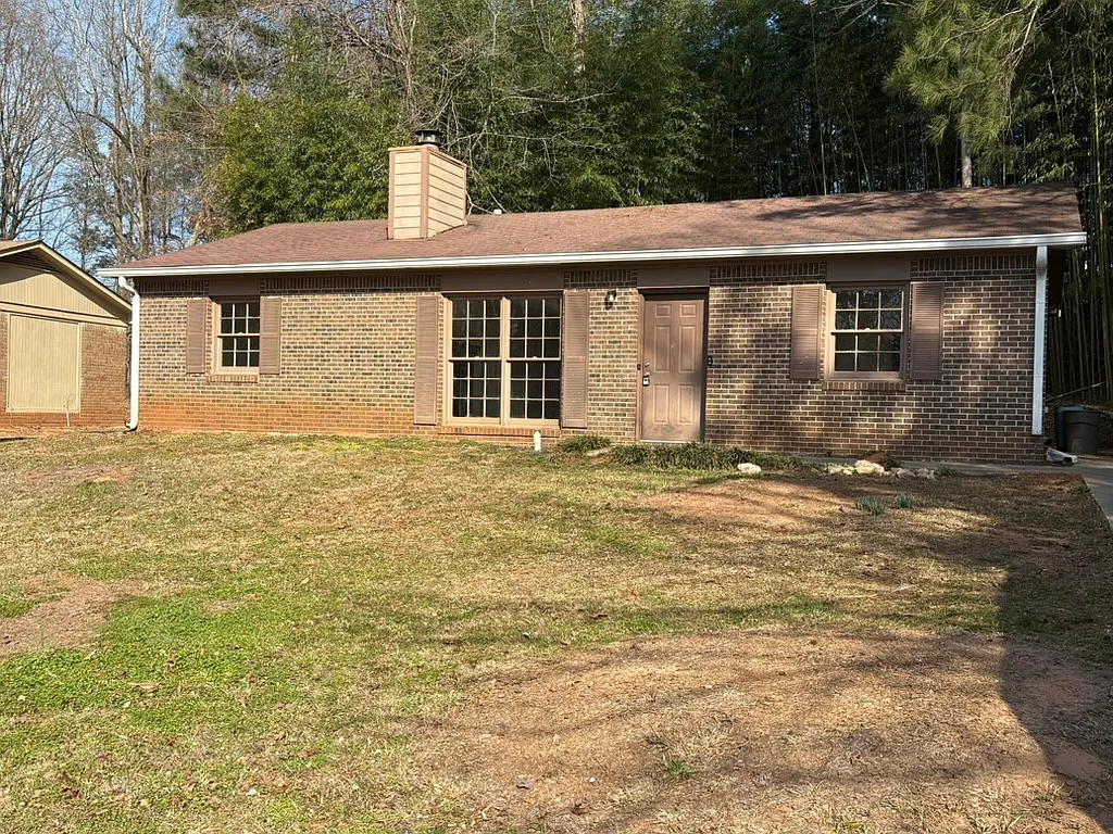 3 bed, 1262 sqft, $1,795 — Photo 2