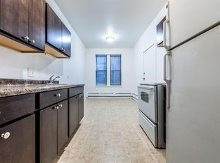 4653 W Jackson Blvd #1E, Chicago, IL 60644