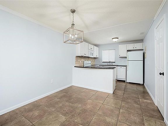 5th image of 2608 Hidden Lake Dr N Unit C