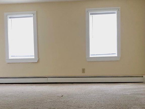 5th image of 226 Hamilton St