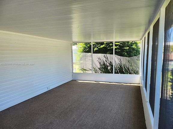 3rd image of 5426 Countrydale Ct