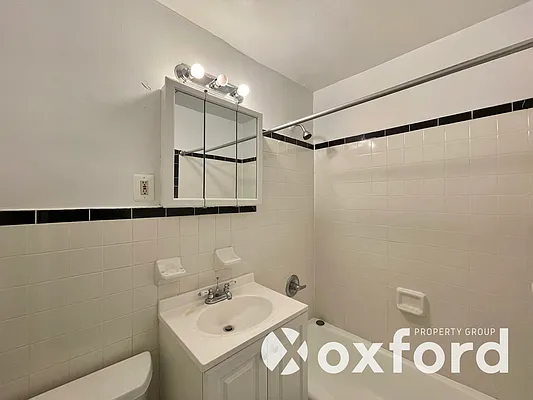 Rented by Oxford Property Group | media 8