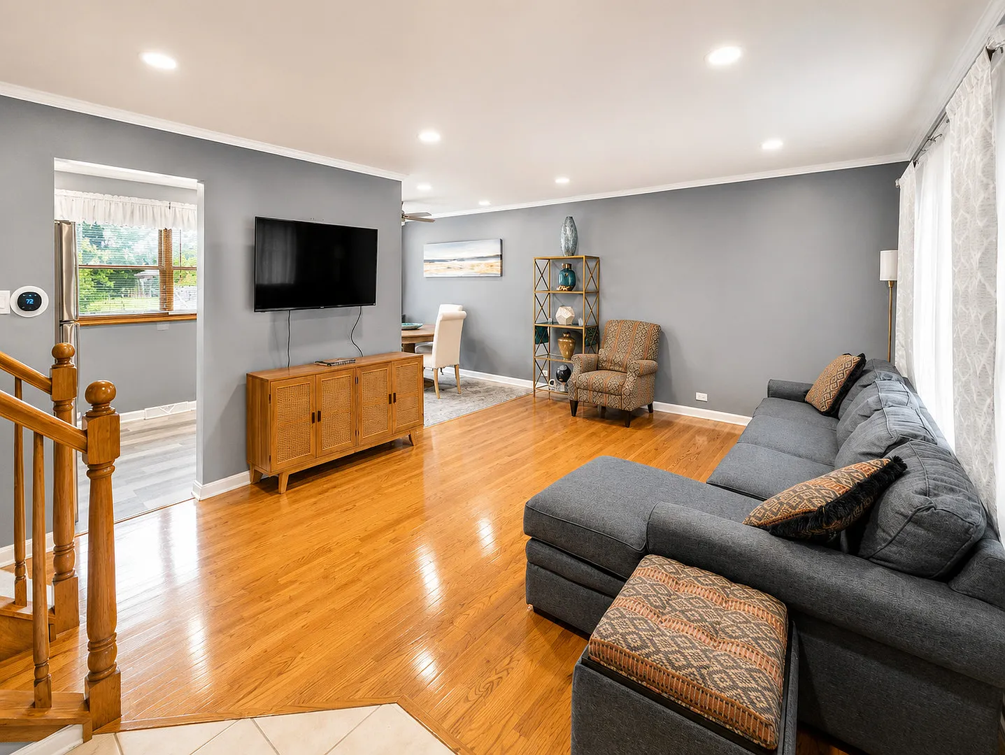 3 bed, 1.5 bath, 1625 sqft, $2,900 — Photo 3