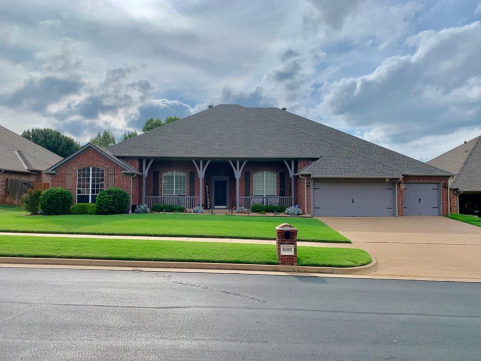 1st image of 16801 Bradbury Cir
