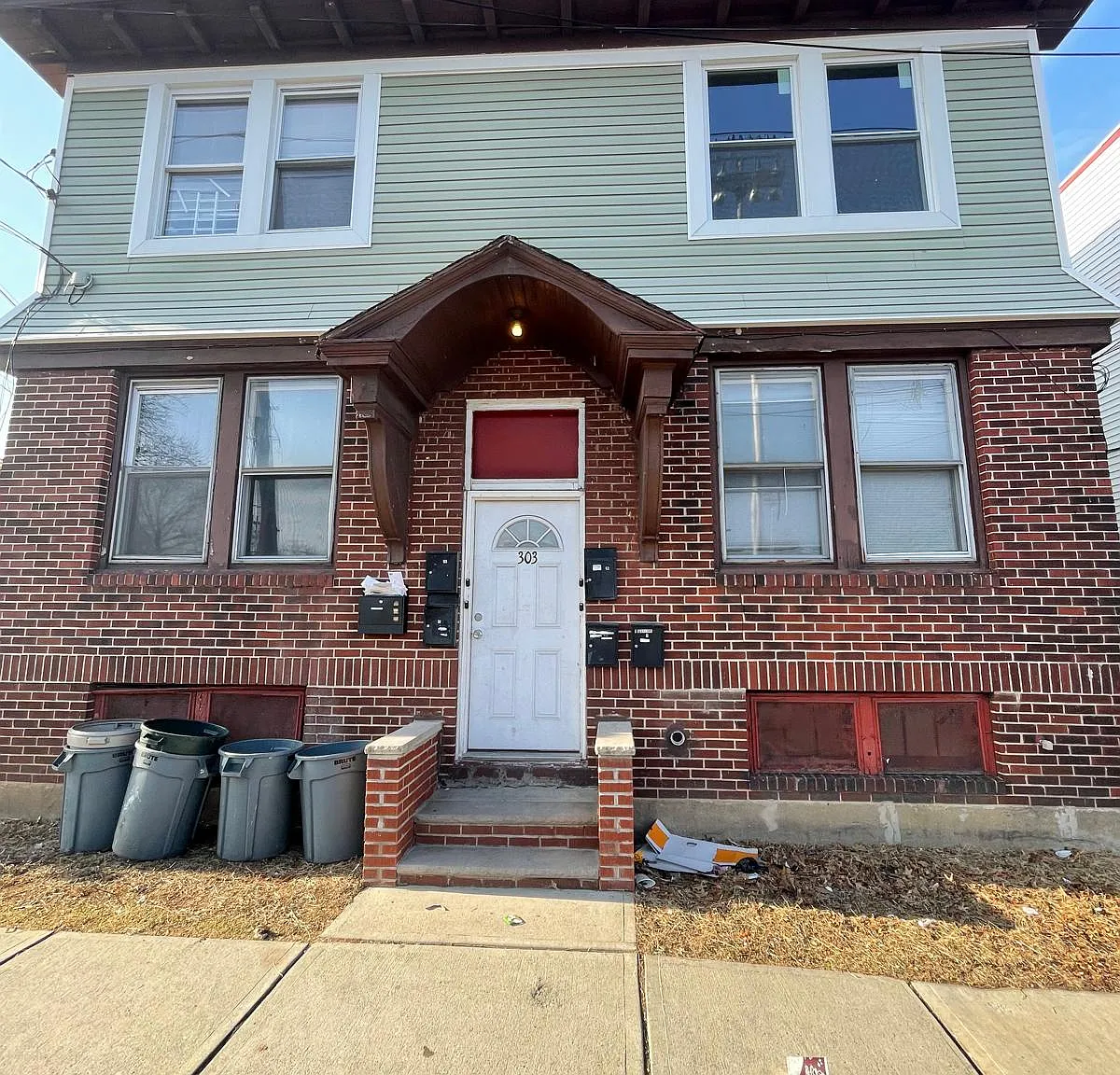 2 bed, 800 sqft, $1,850 — Photo 1