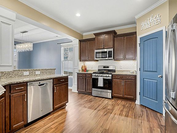 4th image of 125 Flat Shoal Ln