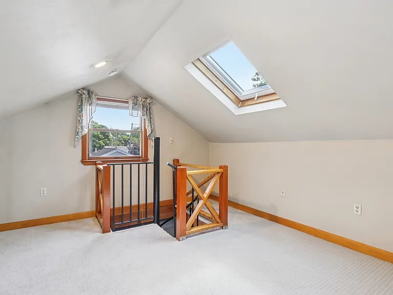 3 Lynnfield St #2 — Photo 4