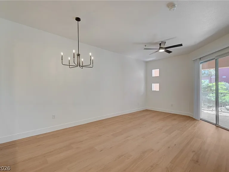 55 E Agate Ave #304 — Photo 4