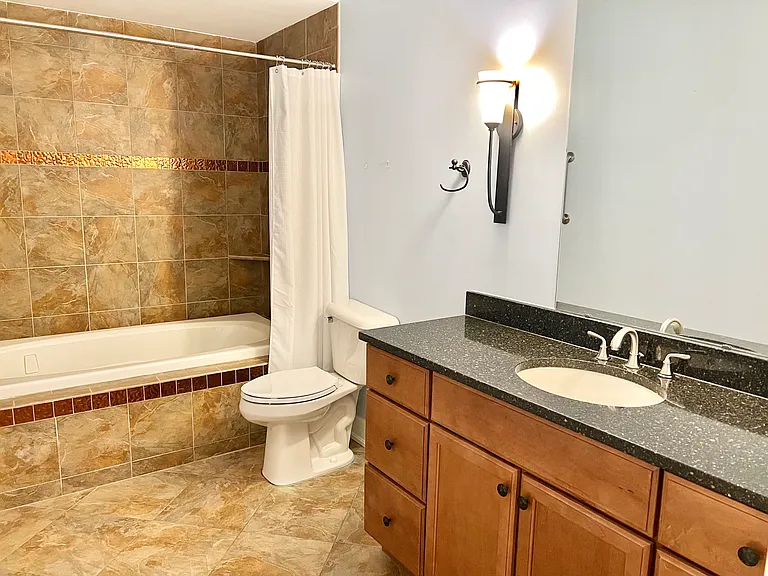 3944 Miami Rd #107 — Photo 7