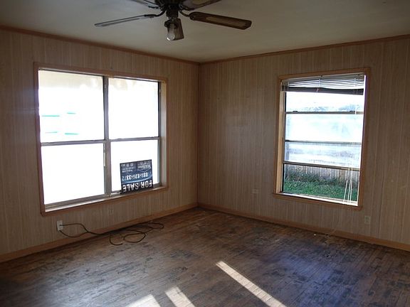 4th image of 268 N Lake St