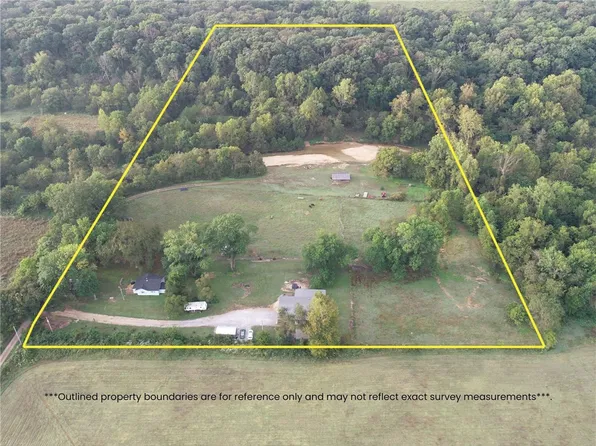 19407 Dawn Hill East Rd, Gentry, AR 72734