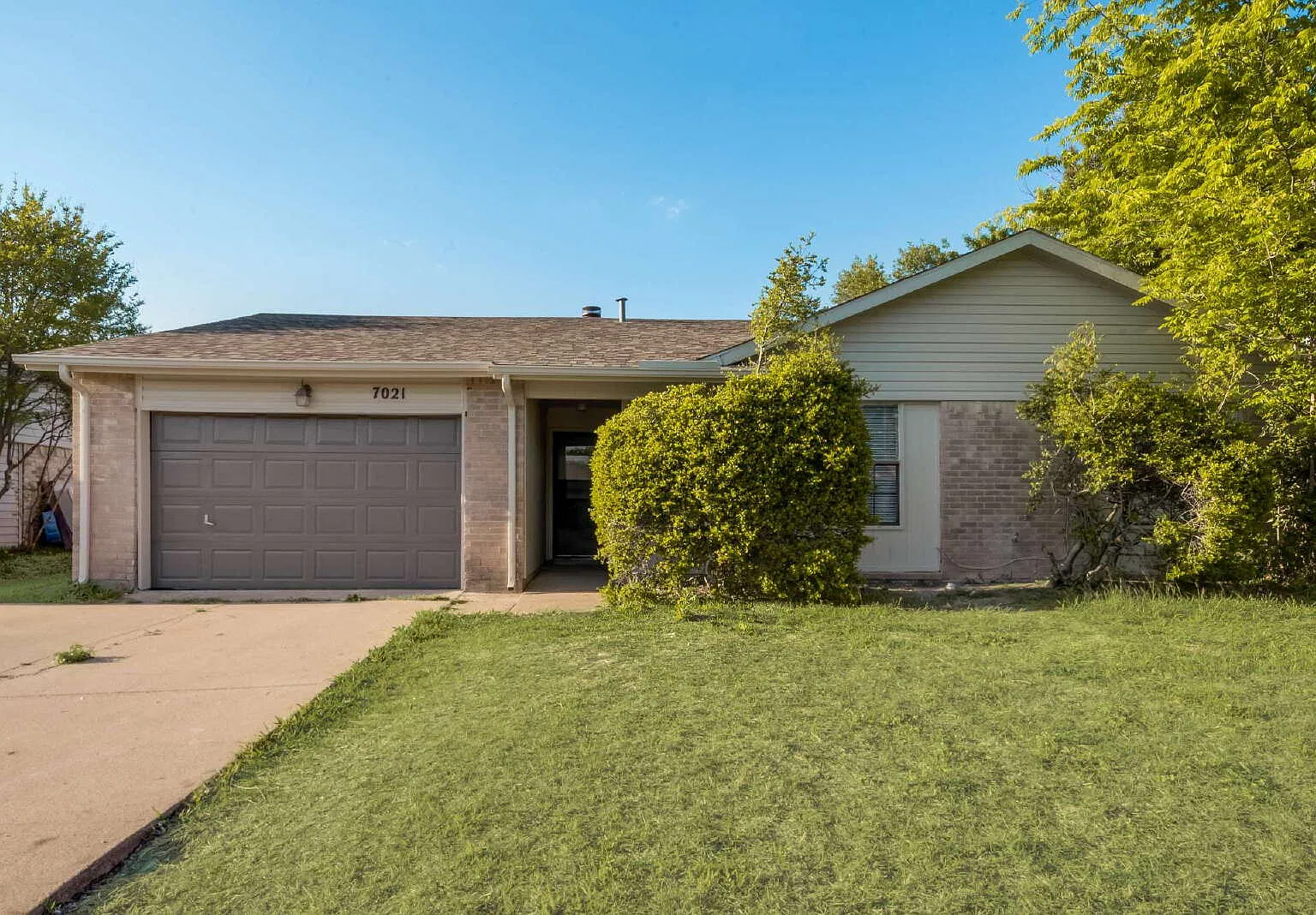 3 bed, 2.0 bath, 1413 sqft, $1,850 — Photo 2