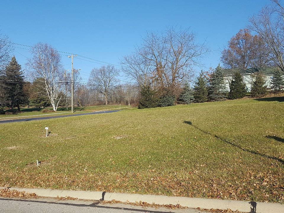 1st image of Hemlock Trl