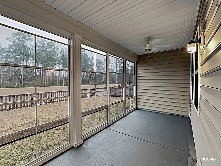 701 Redbud Ln — Photo 28