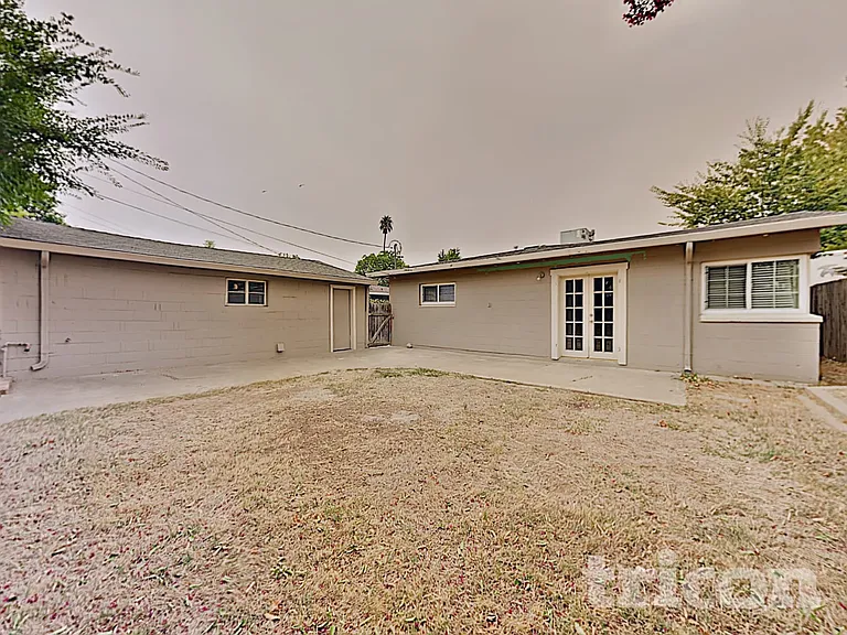 5307 Esmeralda St — Photo 17