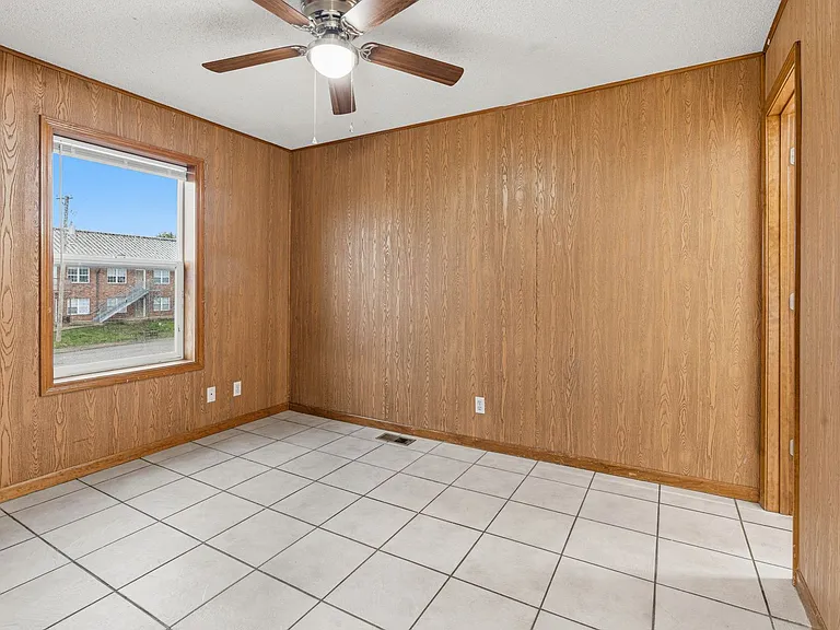 Mid-Town Apartments — Photo 89