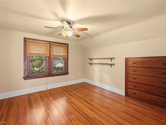 4th image of 1506 Parkgate Ave