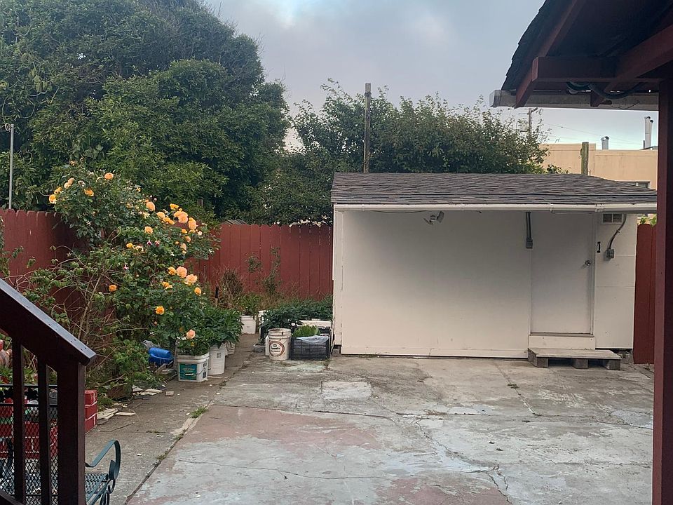 1st image of 755 Edinburgh St