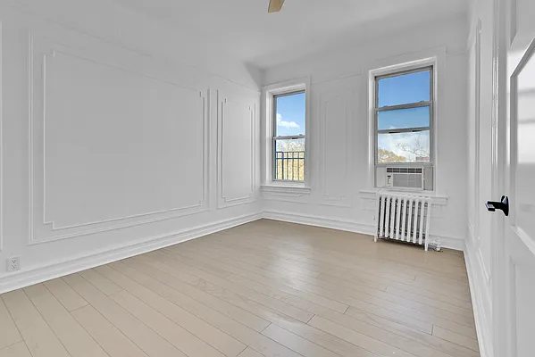 Sold by Mitra Hakimi Realty Group, LLC | media 8