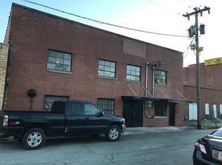 48 Railroad St, Toccoa, GA 30577