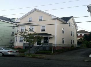 152 Chapin Ave #2, Providence, RI 02909