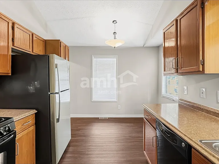 2617 Marleigh Farm Dr — Photo 4