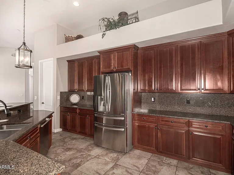 9246 W Molly Ln — Photo 20