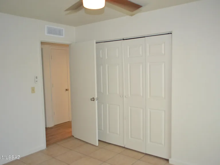 3270 W Capistrano Rd — Photo 26
