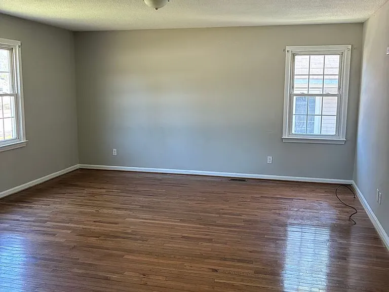 609 Dunbar St — Photo 12