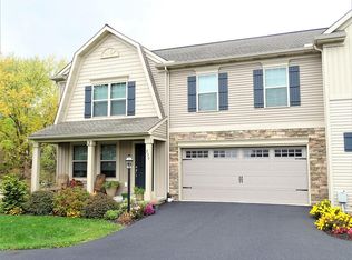 237 E Lexington Rd, Lititz, PA 17543