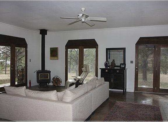 2nd image of 31 Mockingbird Dr