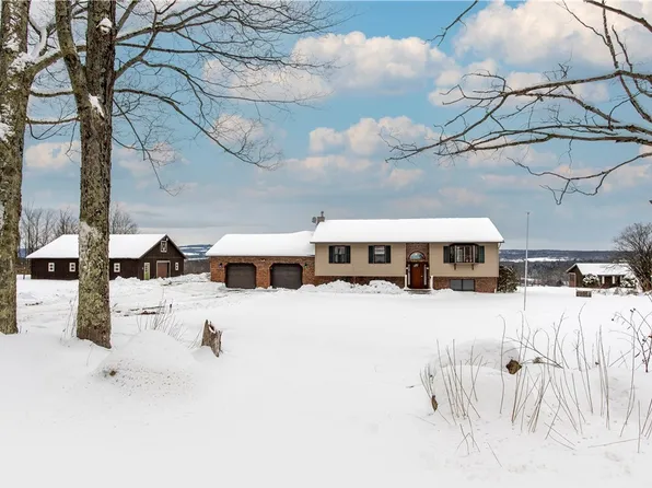 9997 Korber Rd, Holland Patent, NY 13354