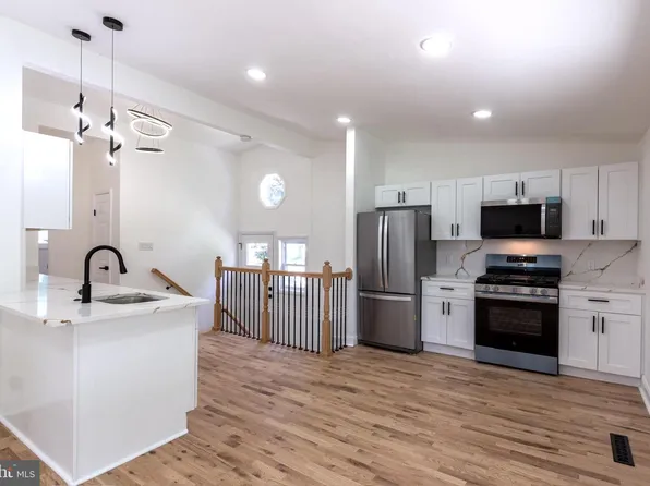 8206 Arrowhead Rd, Baltimore, MD 21208