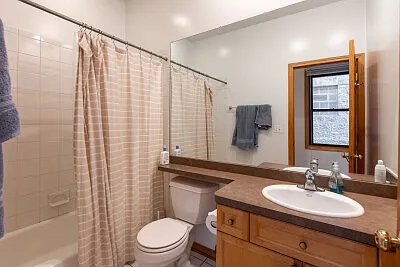 2718 N Wayne Ave #2 — Photo 7