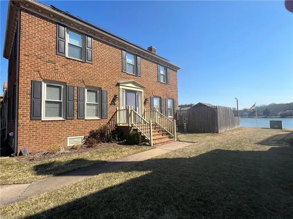 1803 Volvo Pkwy, Chesapeake, VA 23320