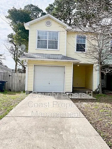 34 Harbeson Ave NE #A Photo 1