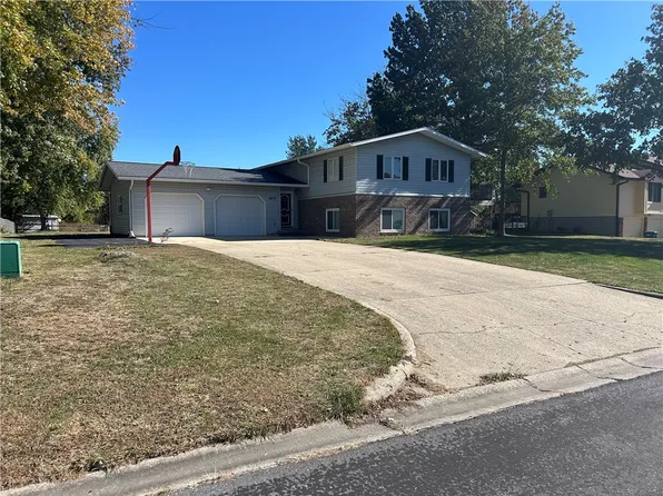 2670 Jennifer Dr, Decatur, IL 62521