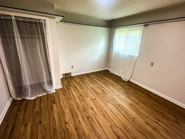 713 Tenikat St — Photo 22