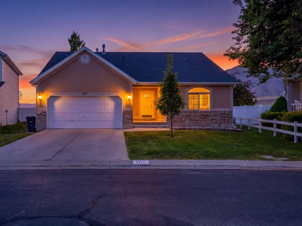 107 N Crystal Bay Dr W, Tooele, UT 84074