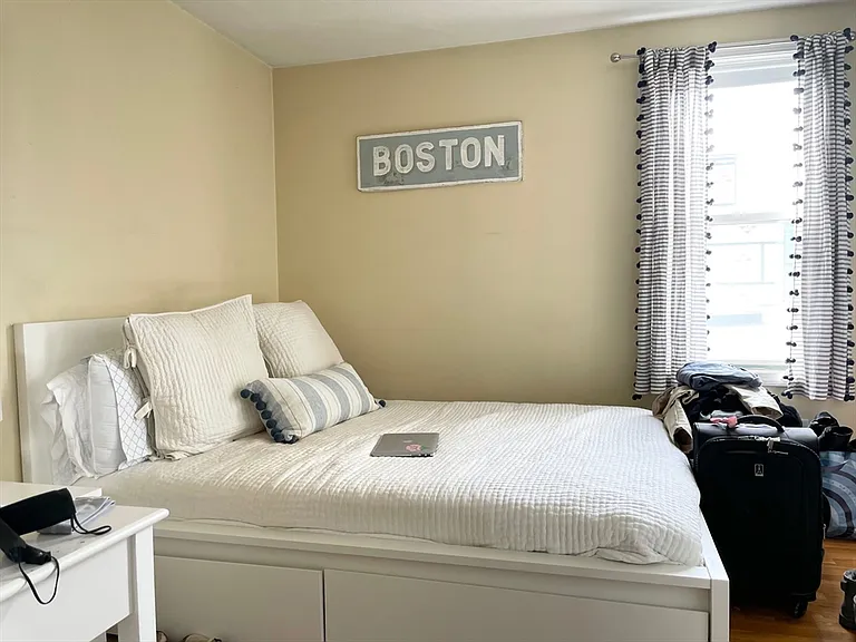 4 O St #3 — Photo 8