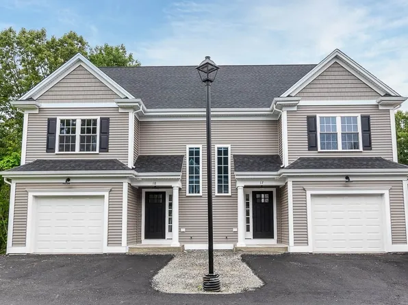 106 Pond St #18, Attleboro, MA 02703