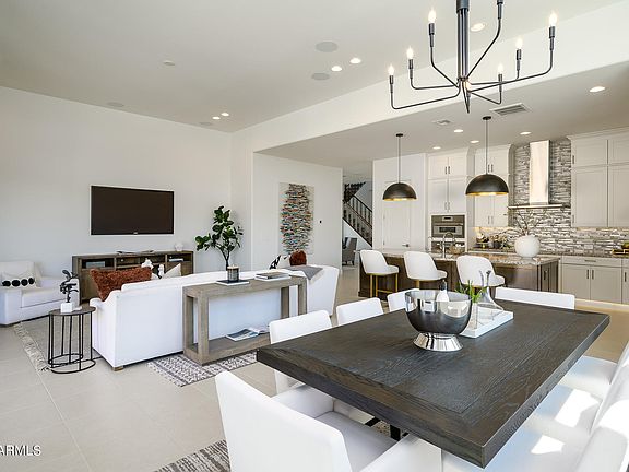 5th image of 2026 W UNION PARK Drive
