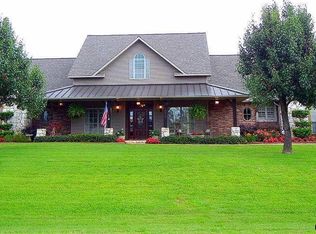 22035 Fargo Dr, Chandler, TX 75758