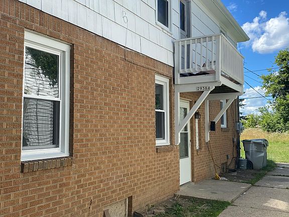 4th image of 2938A W Bobolink Ave #A
