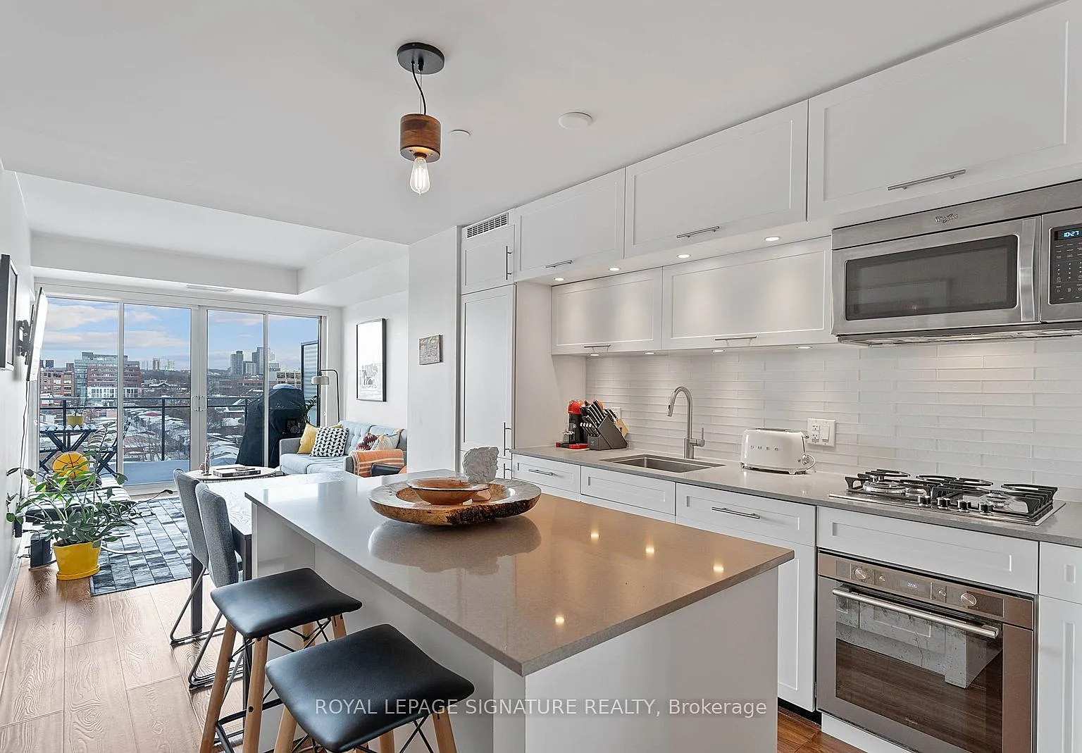 2 bed, $3,250 — Photo 1