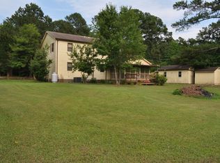 612 Hunts Rd, Port Haywood, VA 23138