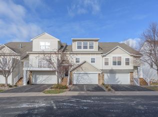 3270 Oak View Dr, Woodbury, MN 55129