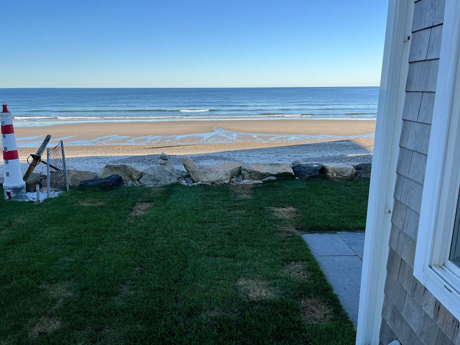 3 bed, 768 sqft, $2,800 — Photo 2