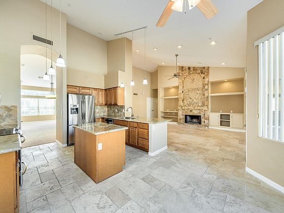 4th image of 12932 E Sahuaro Dr